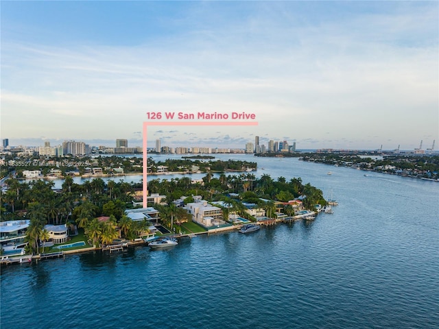 126 W San Marino Dr, Miami Beach, FL 33139 - view of urban area with a large body of water