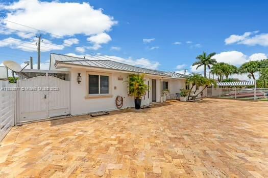 323 NW 136th Pl, Miami, FL 33182 - photo 2