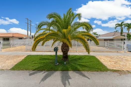 323 NW 136th Pl, Miami, FL 33182 - photo 4