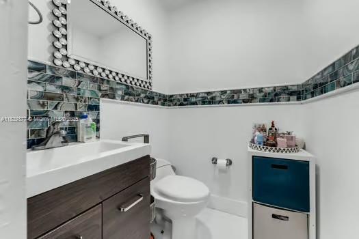 323 NW 136th Pl, Miami, FL 33182 - photo 32