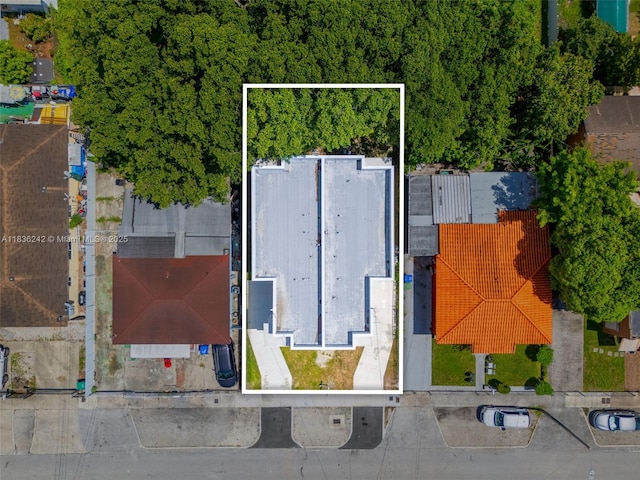 1271 NW 38th St, Miami, FL 33142 - aerial view of property's location featuring property boundaries highlighted