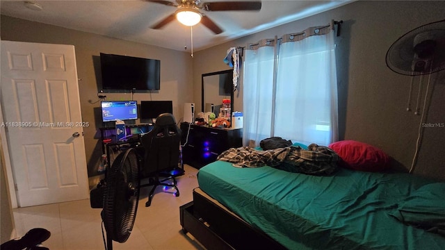 1610 S 22nd Ave, Hollywood, FL 33020 - bedroom featuring a ceiling fan