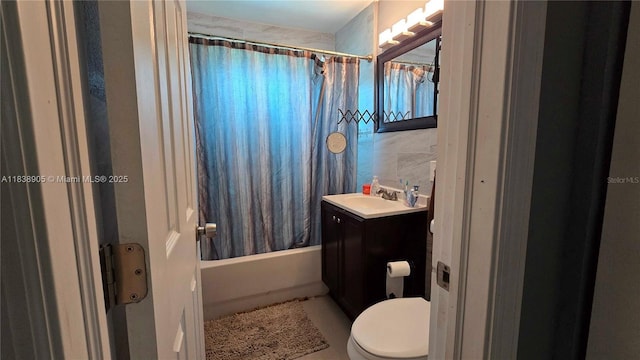 1610 S 22nd Ave, Hollywood, FL 33020 - full bathroom with vanity, shower / bath combo, and tile walls