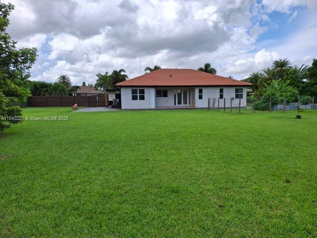 16961 SW 213th Ln, Miami, FL 33187 - back of property