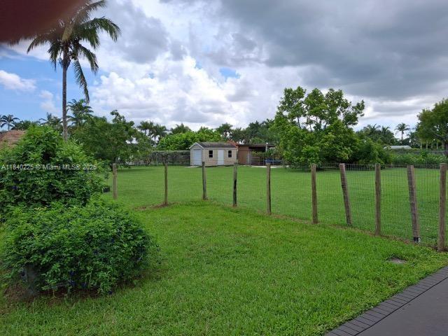 16961 SW 213th Ln, Miami, FL 33187 - view of yard