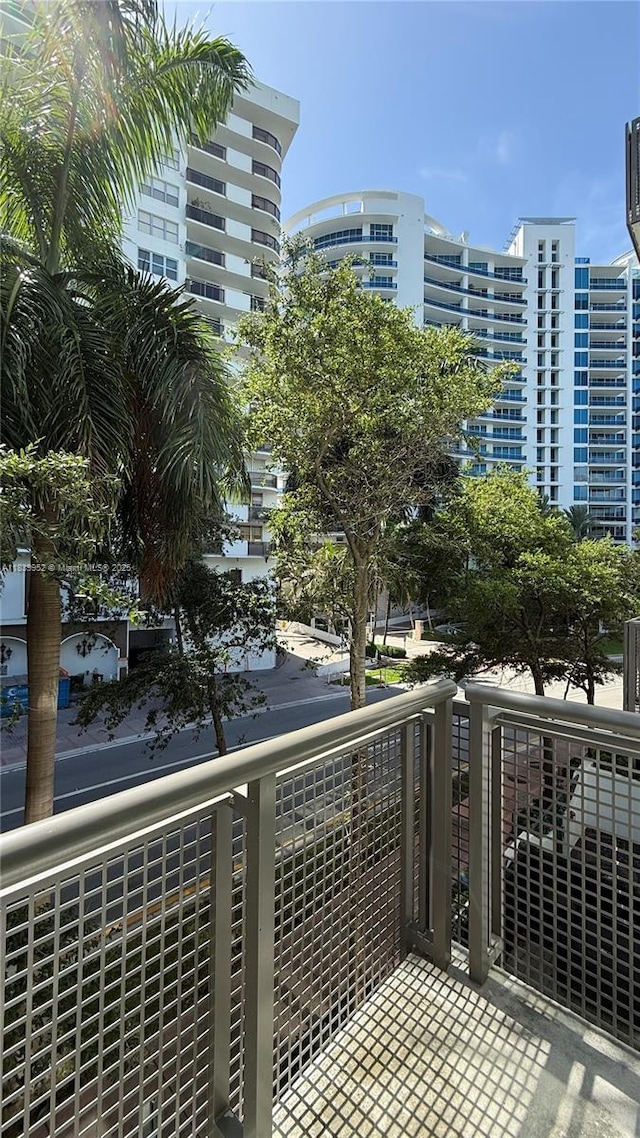 6000 Collins Ave Unit 323, Miami Beach, FL 33140 - photo 2