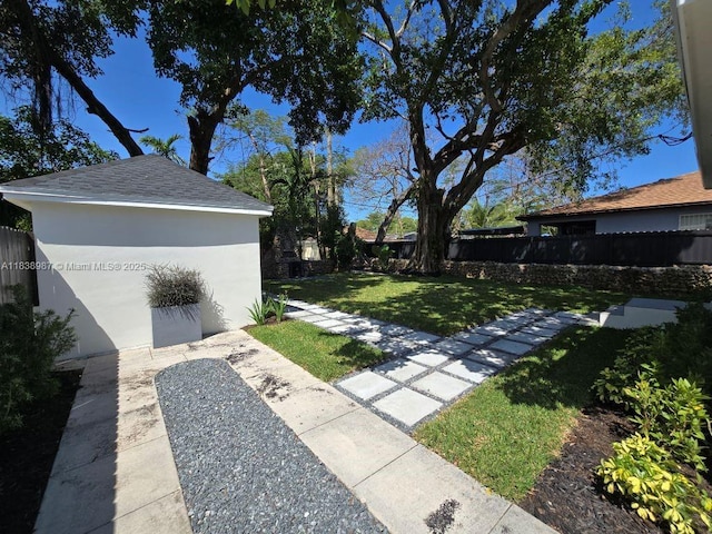 1923 NW 48th St, Miami, FL 33142 - view of yard