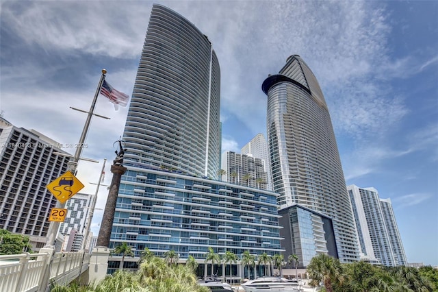 200 Biscayne Boulevard Way Unit 3901, Miami, FL 33131 - photo 42