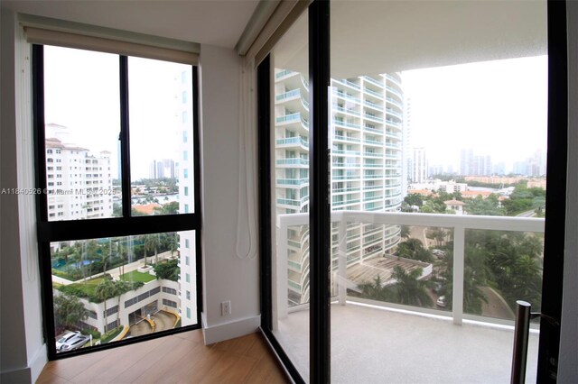 20185 E Country Club Dr Unit 1105, Aventura, FL 33180 - balcony featuring a city view