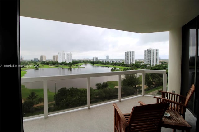 20185 E Country Club Dr Unit 1105, Aventura, FL 33180 - balcony featuring a water view and a city view