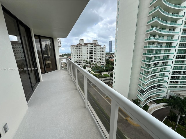 20185 E Country Club Dr Unit 1105, Aventura, FL 33180 - balcony with a city view