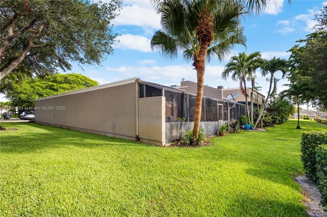 1341 W Fairway Rd Unit 1, Pembroke Pines, FL 33026 - view of yard
