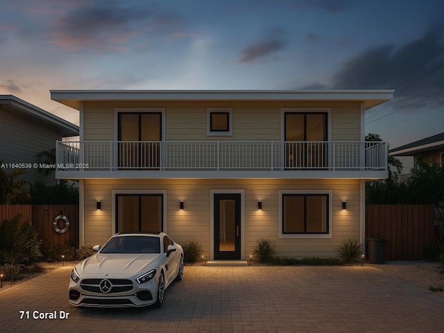 71 Coral Dr, Key Largo, FL 33037 - view of front of home with a balcony