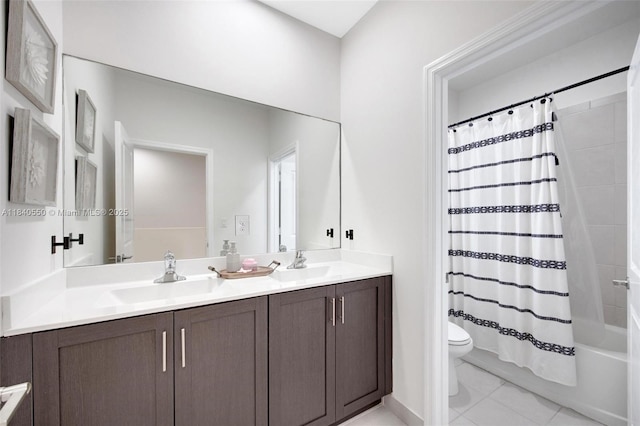25009 SW 108th Ave, Homestead, FL 33032 - full bath featuring double vanity, shower / tub combo, and tile patterned floors
