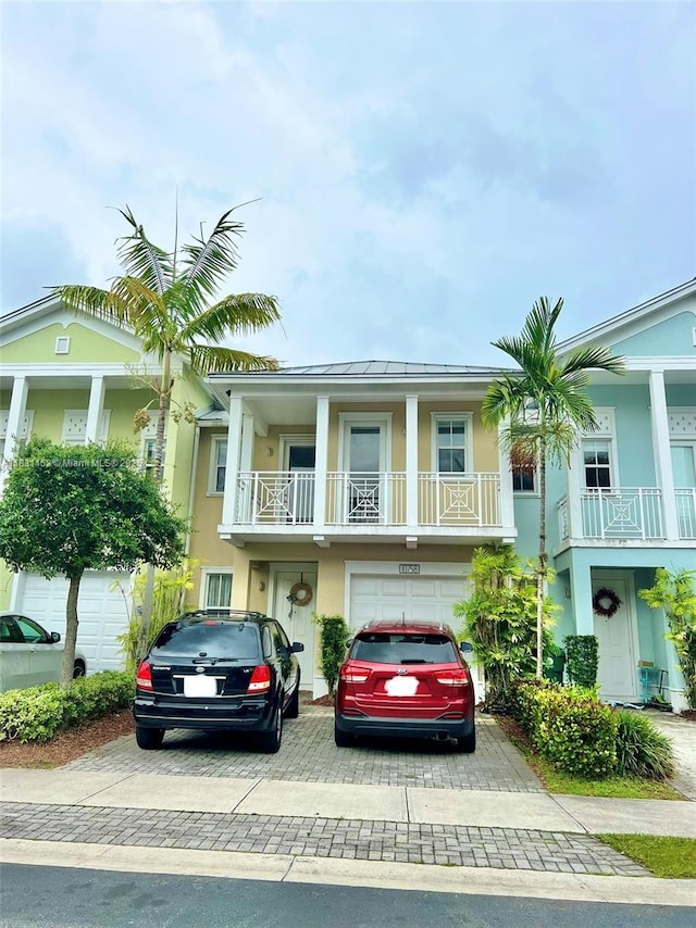 10758 NW 76th Ln, Doral, FL 33178 - photo 1