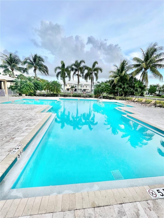 10758 NW 76th Ln, Doral, FL 33178 - photo 2