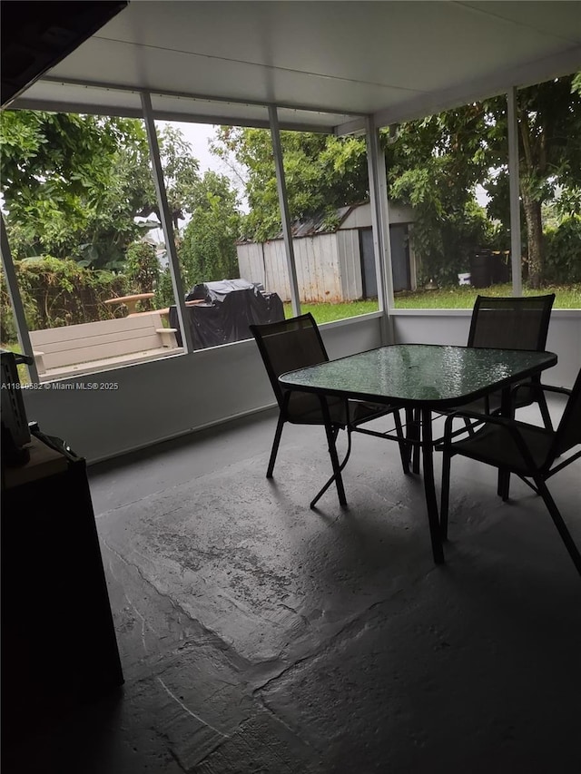 2506 Mayo St, Hollywood, FL 33020 - sunroom featuring outdoor dining space