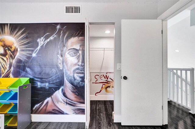 1000 NE 204th Ln Unit D, Miami, FL 33179 - doorway to property featuring stucco siding