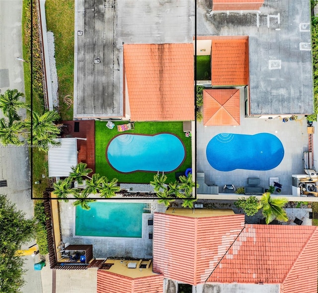 1000 NE 204th Ln Unit D, Miami, FL 33179 - bird's eye view of a pool area