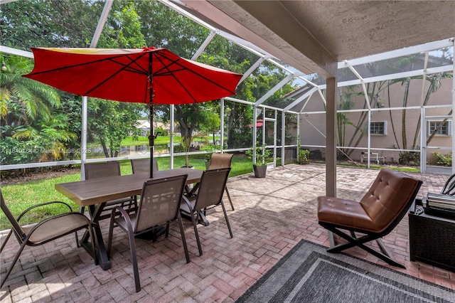 1204 Bayview Cir, Weston, FL 33326 - view of patio / terrace with a lanai and outdoor dining area
