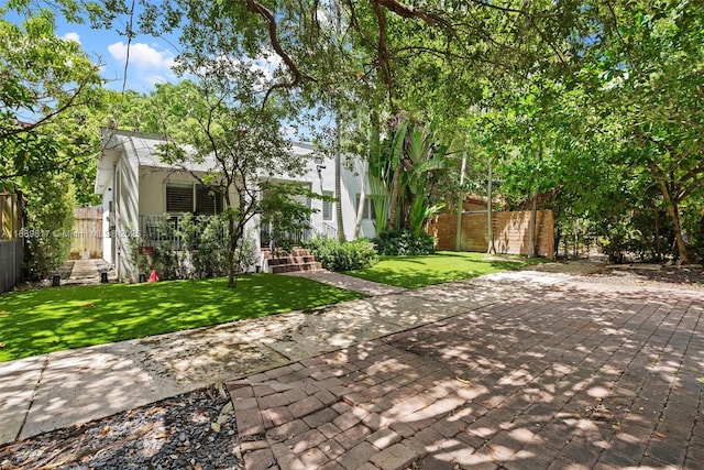 2511 Tequesta Ln, Coconut Grove, FL 33133 - view of patio