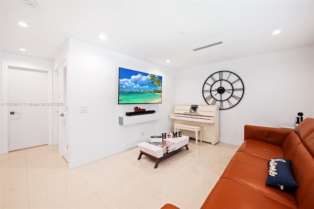 2511 Tequesta Ln, Coconut Grove, FL 33133 - living area with recessed lighting