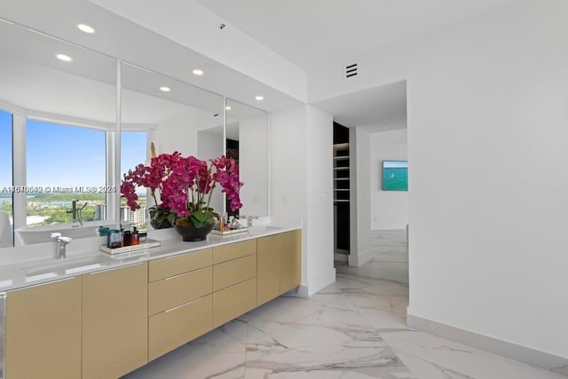 300 S Pointe Dr Unit 2201, Miami Beach, FL 33139 - photo 26