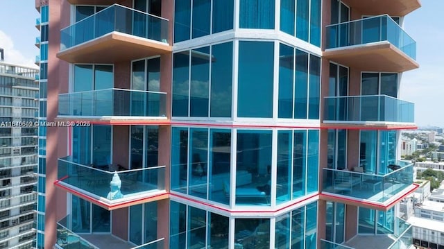 300 S Pointe Dr Unit 2201, Miami Beach, FL 33139 - photo 55