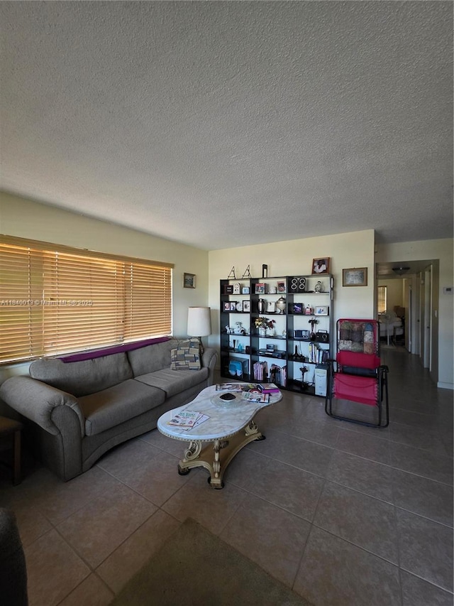 135 NE 202nd Ter Unit N25, Miami Gardens, FL 33179 - photo 2