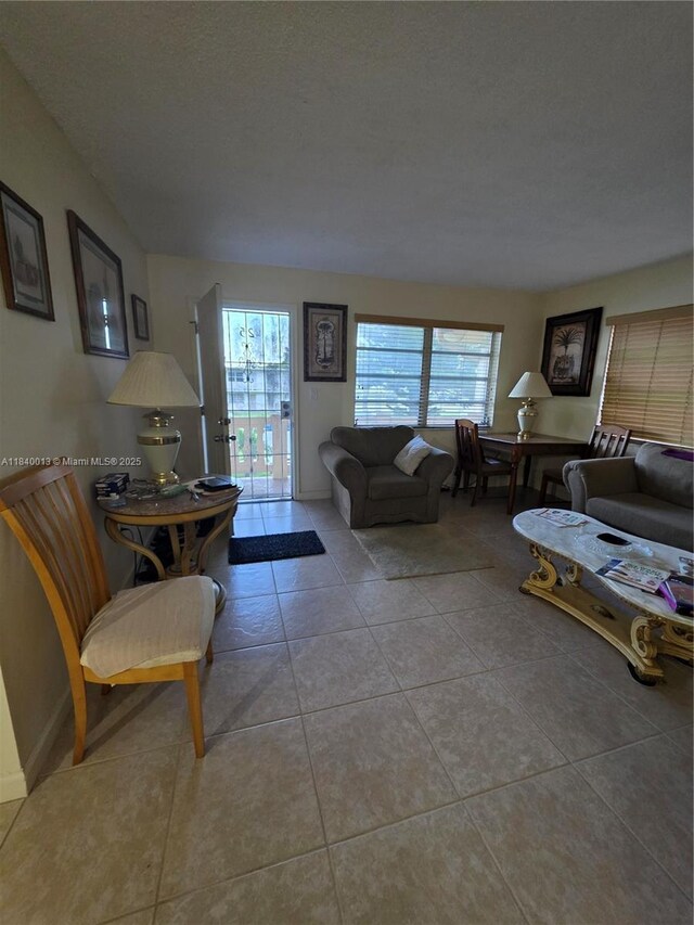 135 NE 202nd Ter Unit N25, Miami Gardens, FL 33179 - photo 4