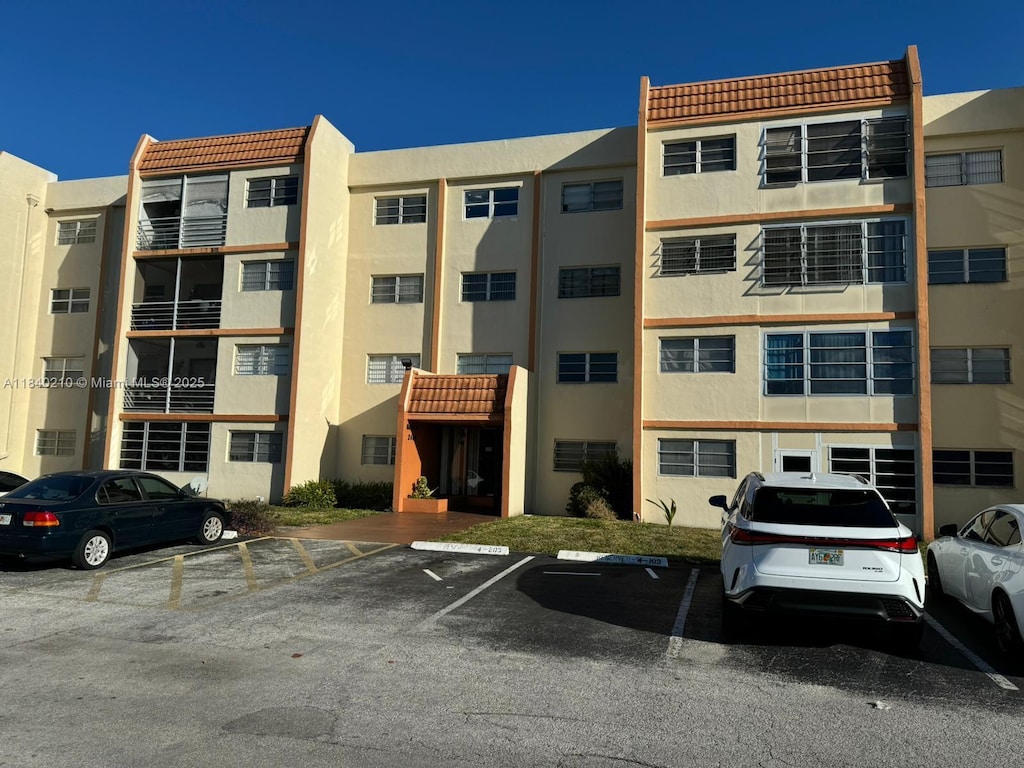 2401 NW 41st Ave Unit 205, Lauderhill, FL 33313 - photo 1