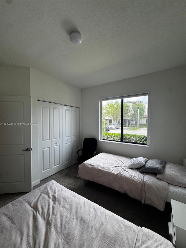 328 NE 208th Ter, Miami, FL 33179 - photo 2