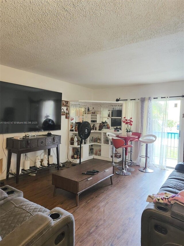 18101 NW 68th Ave Unit D101, Hialeah, FL 33015 - photo 5