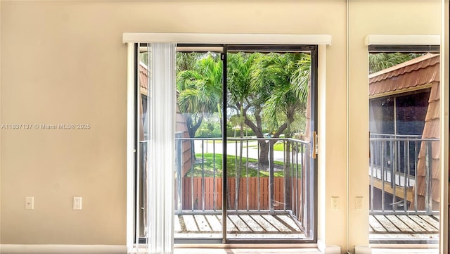 135 Heritage Way, West Palm Beach, FL 33407 - view of doorway