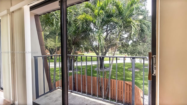 135 Heritage Way, West Palm Beach, FL 33407 - view of balcony