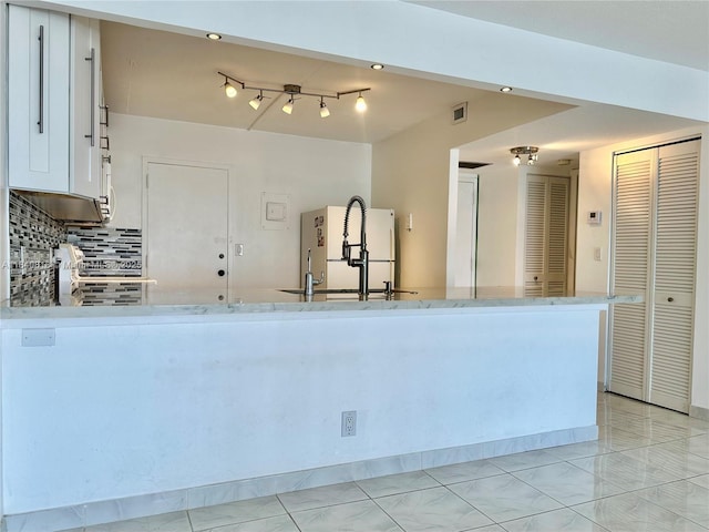 427 Golden Isles Dr Unit 14F, Hallandale Beach, FL 33009 - photo 5