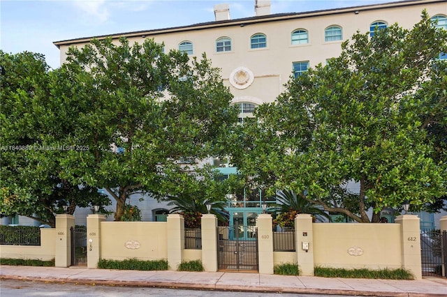 610 Valencia Ave Unit 503, Coral Gables, FL 33134 - photo 6