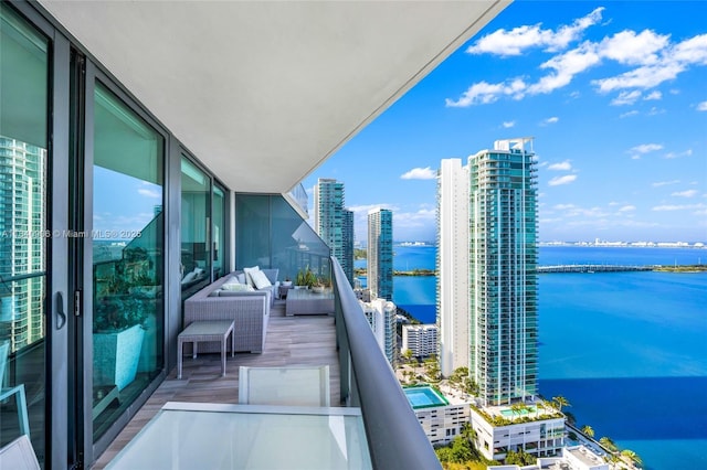 460 NE 28th St Unit 3905, Miami, FL 33137 - balcony with a water view