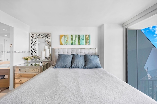 460 NE 28th St Unit 3905, Miami, FL 33137 - bedroom featuring a sink