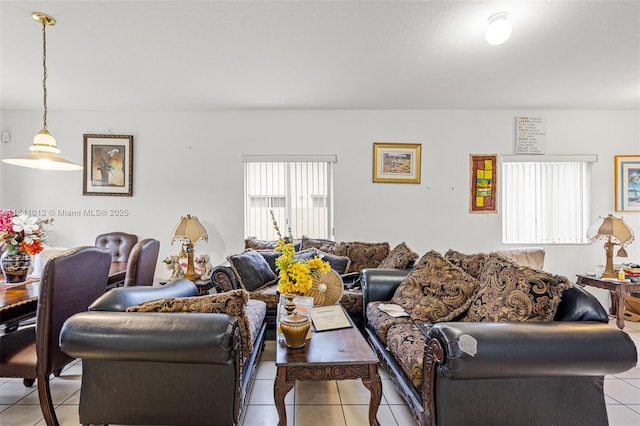 3135 NE 4th St, Homestead, FL 33033 - living room with light tile patterned floors