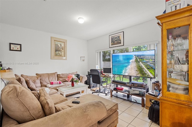 3135 NE 4th St, Homestead, FL 33033 - living area with light tile patterned floors