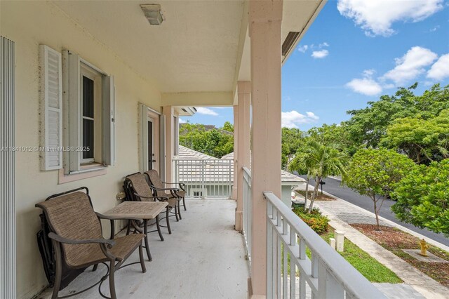3135 NE 4th St, Homestead, FL 33033 - view of balcony