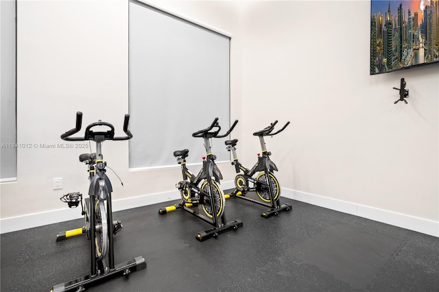3135 NE 4th St, Homestead, FL 33033 - exercise area featuring baseboards