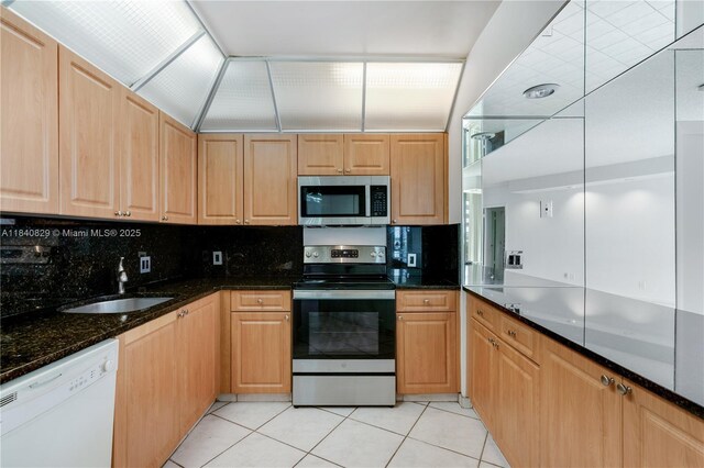 20281 E Country Club Dr Unit 405, Aventura, FL 33180 - photo 9