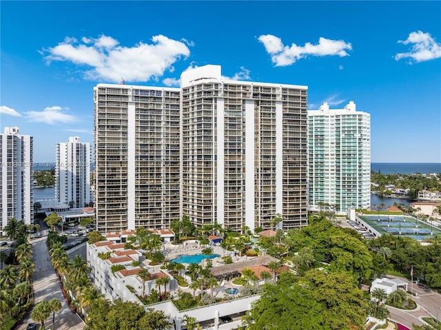 20281 E Country Club Dr Unit 405, Aventura, FL 33180 - photo 36