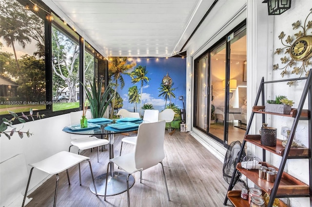 16041 Fairway Ter Unit 121, Weston, FL 33326 - sunroom with wood finished floors