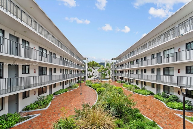 2924 Day Ave Unit N211, Miami, FL 33133 - surrounding community