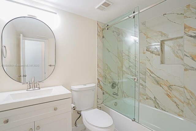 9033 Wiles Rd Unit 304, Coral Springs, FL 33067 - full bath with combined bath / shower with glass door and vanity