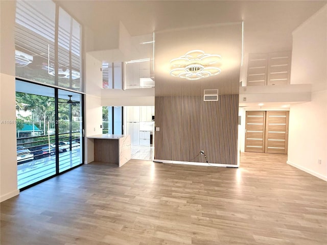 671 NE 195th St Unit 220E, Miami, FL 33179 - photo 1