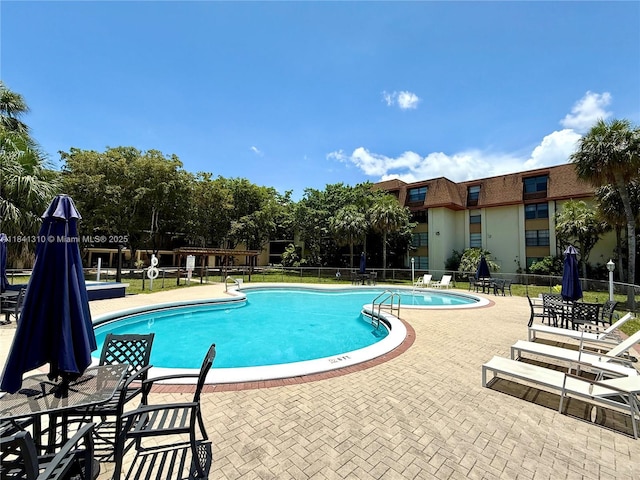 671 NE 195th St Unit 220E, Miami, FL 33179 - photo 31